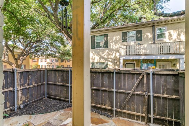 4736 Bradford Drive C, Dallas, TX 75219