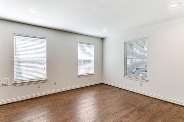 4736 Bradford Drive C, Dallas, TX 75219