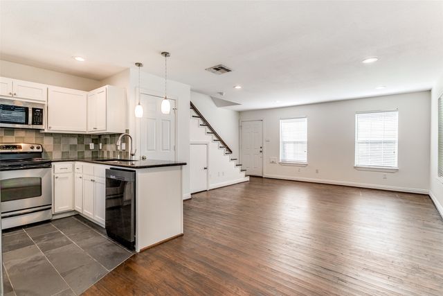 4736 Bradford Drive C, Dallas, TX 75219