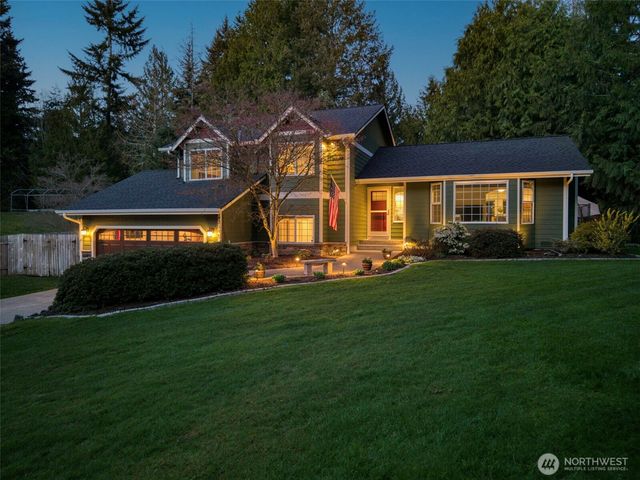 2345 Martin Avenue E, Port Orchard, WA 98366