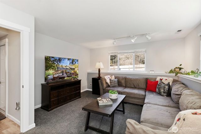 2345 Martin Avenue E, Port Orchard, WA 98366