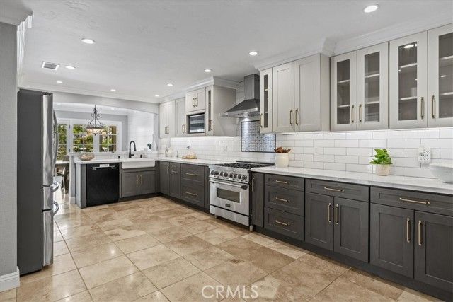 22682 S Canada Court, Lake Forest (el Toro), CA 92630