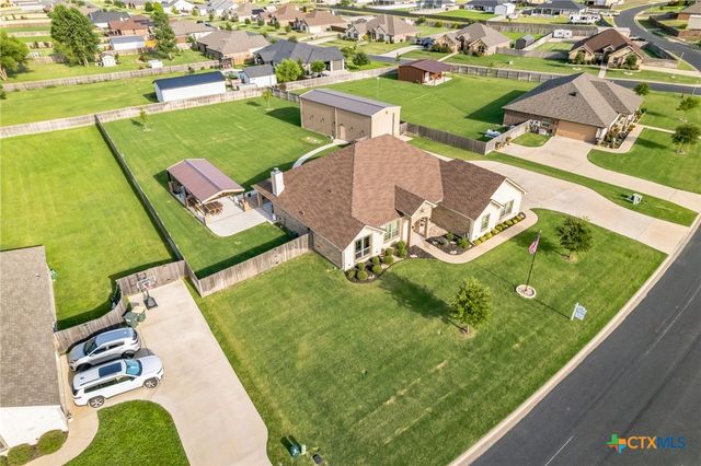 5125 Few Oaks Drive, Salado, TX 76571