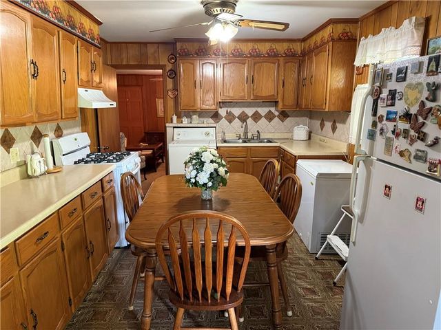 871 Malcom Street SE, Conyers, GA 30012
