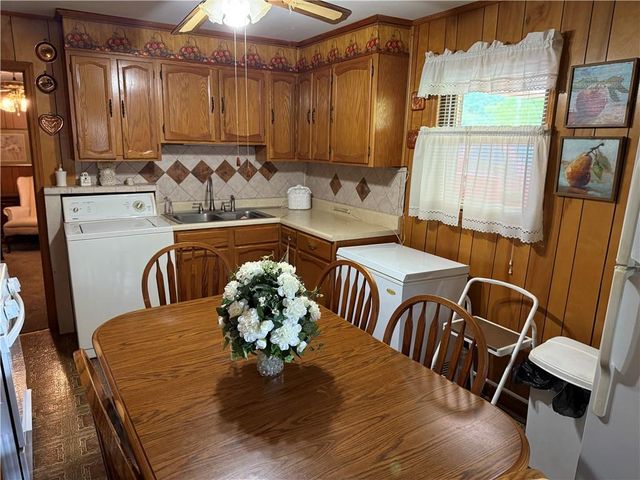 871 Malcom Street SE, Conyers, GA 30012