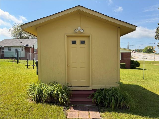 871 Malcom Street SE, Conyers, GA 30012