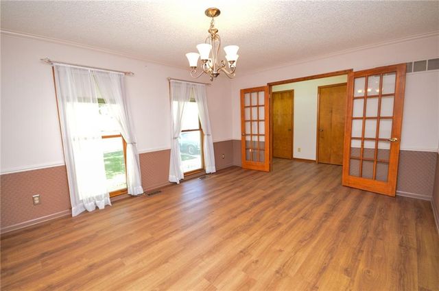 16100 W 147TH Terrace, Olathe, KS 66062