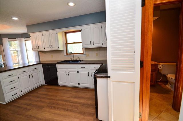 16100 W 147TH Terrace, Olathe, KS 66062