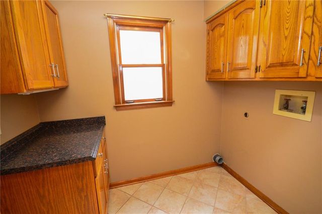 16100 W 147TH Terrace, Olathe, KS 66062