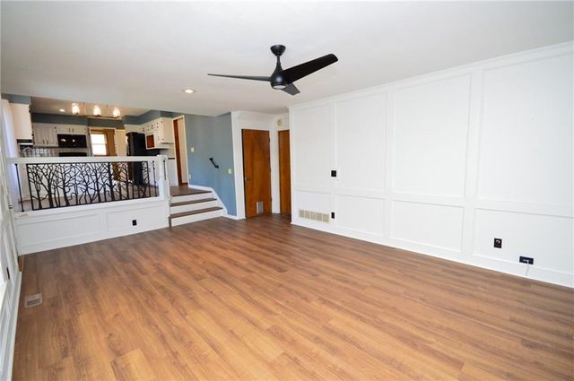 16100 W 147TH Terrace, Olathe, KS 66062