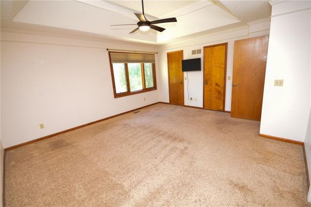 16100 W 147TH Terrace, Olathe, KS 66062