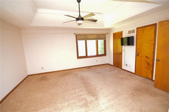 16100 W 147TH Terrace, Olathe, KS 66062