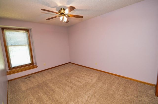 16100 W 147TH Terrace, Olathe, KS 66062