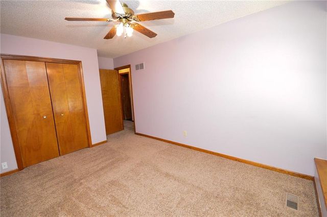 16100 W 147TH Terrace, Olathe, KS 66062