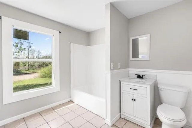 503 Bowie, Lone Star, TX 75668