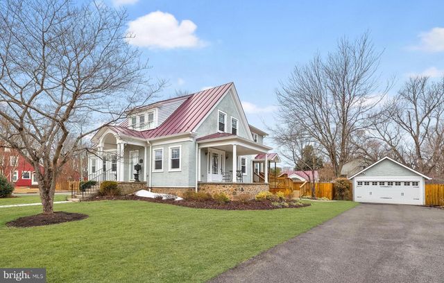 9016 GRANT AVE, Manassas, VA 20110