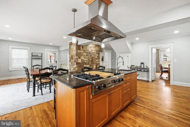 9016 GRANT AVE, Manassas, VA 20110