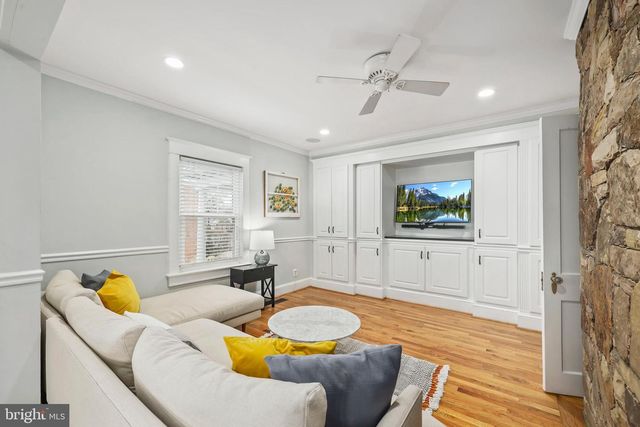 9016 GRANT AVE, Manassas, VA 20110