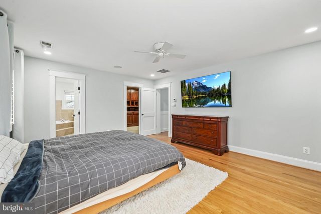 9016 GRANT AVE, Manassas, VA 20110