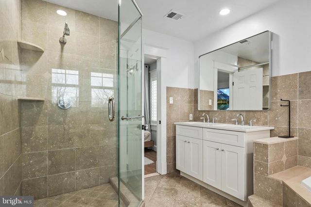 9016 GRANT AVE, Manassas, VA 20110