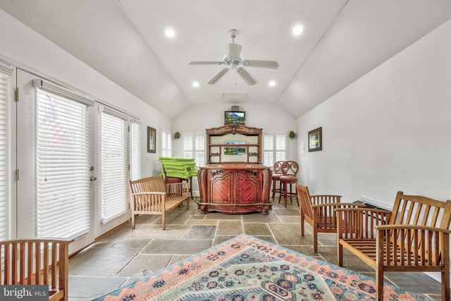 9016 GRANT AVE, Manassas, VA 20110