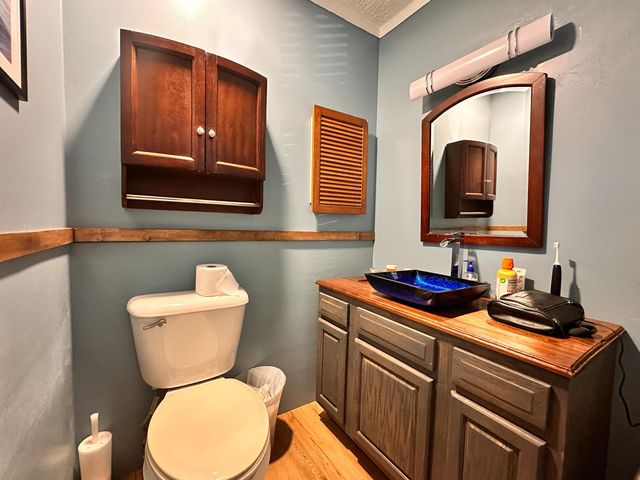 5 Idaho Drive, Cherokee Village, AR 72529