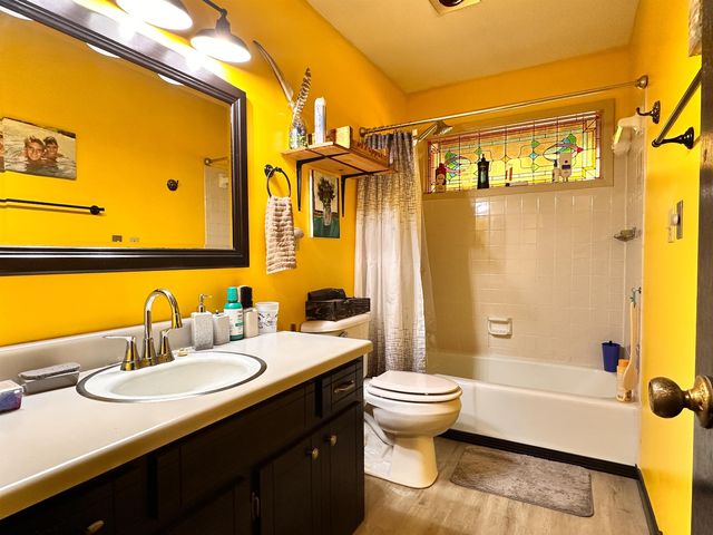 5 Idaho Drive, Cherokee Village, AR 72529