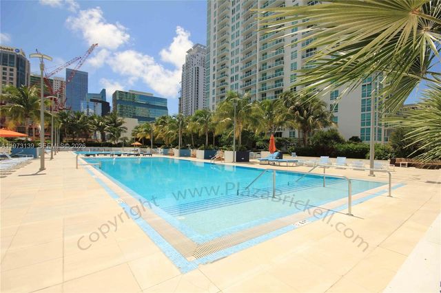 951 Brickell Ave 1409, Miami, FL 33131