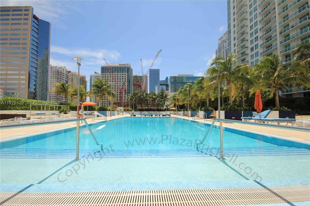 951 Brickell Ave 1409, Miami, FL 33131