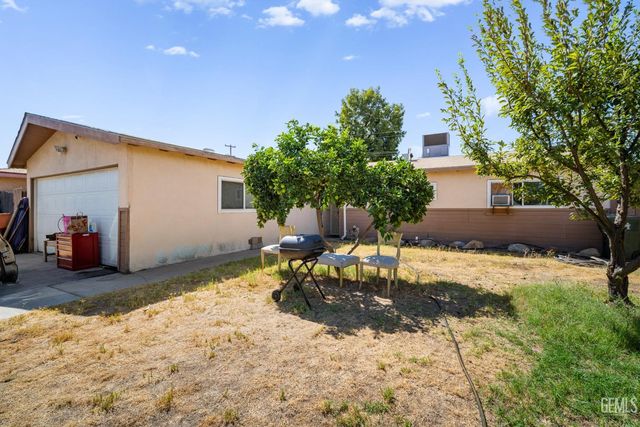 2609 Bernice Drive, Bakersfield, CA 93304