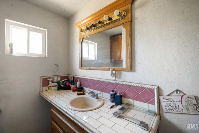 2609 Bernice Drive, Bakersfield, CA 93304