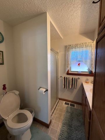 1117 S Mill Street, Grove, OK 74344