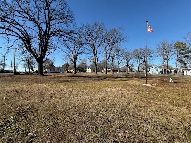 1117 S Mill Street, Grove, OK 74344