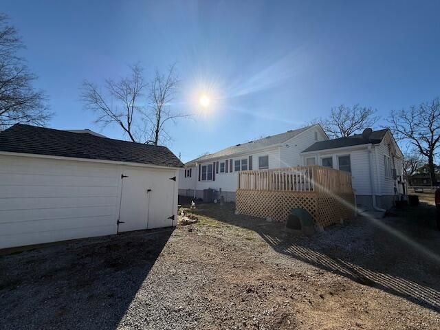 1117 S Mill Street, Grove, OK 74344