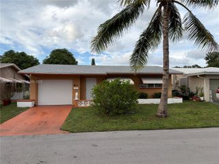 4635 NW 44th Street, Tamarac, FL 33319
