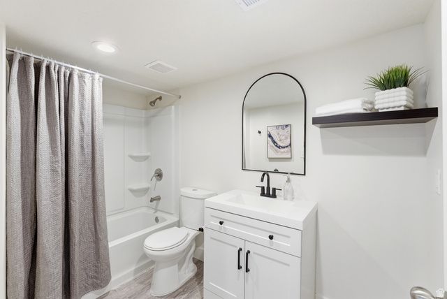 103 W 520 N, Vineyard, UT 84059