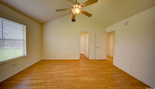 230 CIBOLO BRANCH DR, Boerne, TX 78006