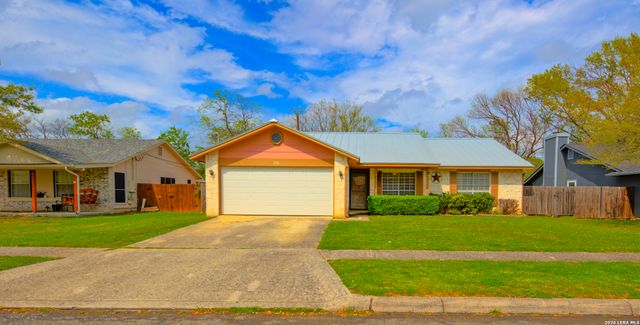230 CIBOLO BRANCH DR, Boerne, TX 78006