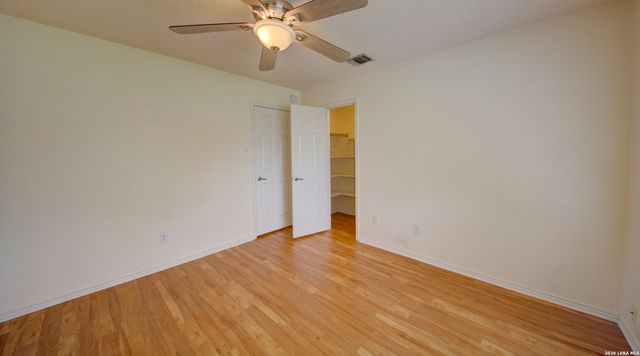 230 CIBOLO BRANCH DR, Boerne, TX 78006
