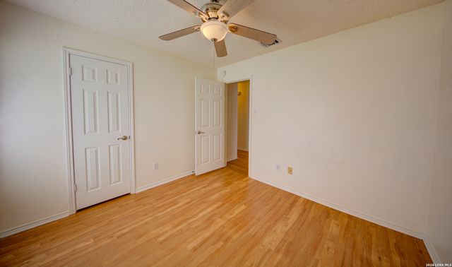 230 CIBOLO BRANCH DR, Boerne, TX 78006