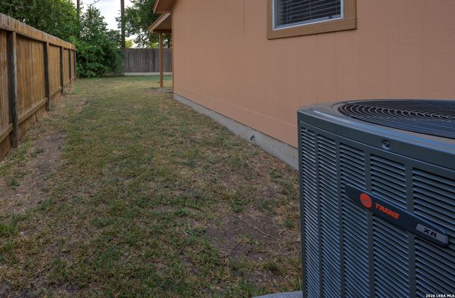 230 CIBOLO BRANCH DR, Boerne, TX 78006