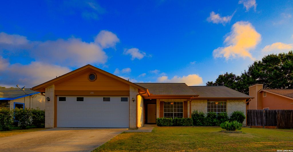 230 CIBOLO BRANCH DR, Boerne, TX 78006
