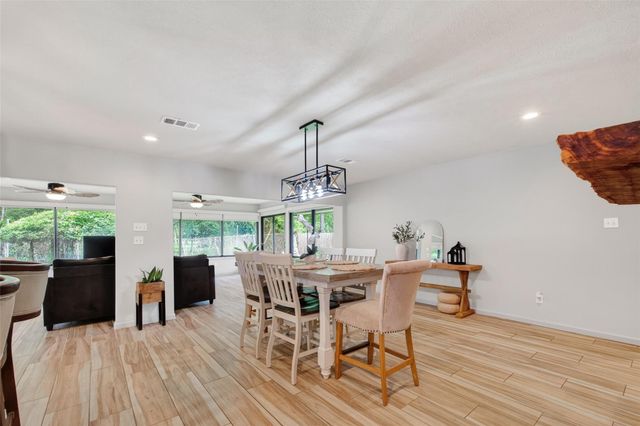 9727 Forest Hollow Drive, Baytown, TX 77521