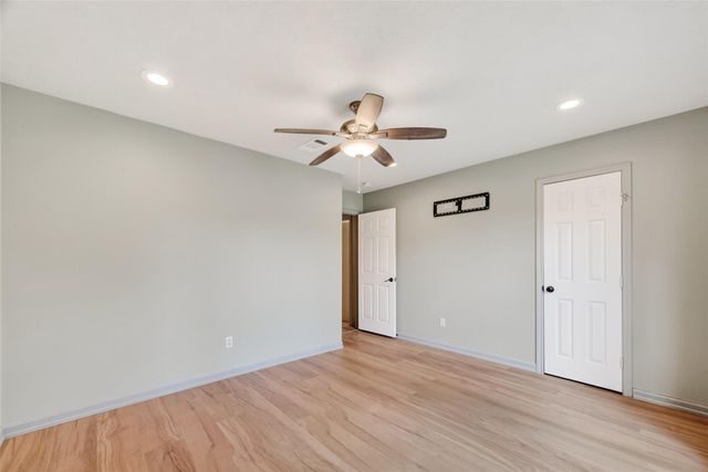 9727 Forest Hollow Drive, Baytown, TX 77521