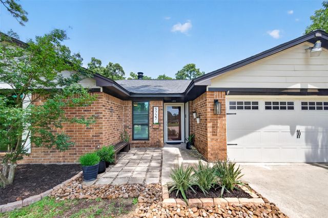 9727 Forest Hollow Drive, Baytown, TX 77521