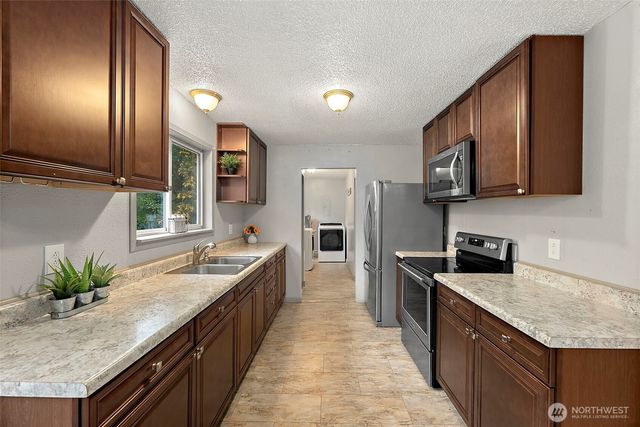 1357 SE Fenton, Port Orchard, WA 98367