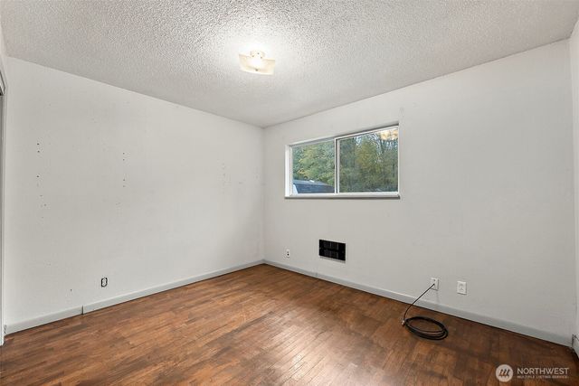 1357 SE Fenton, Port Orchard, WA 98367