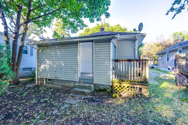 713 Virginia Avenue, Akron, OH 44306