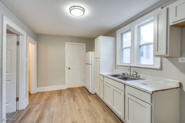 713 Virginia Avenue, Akron, OH 44306