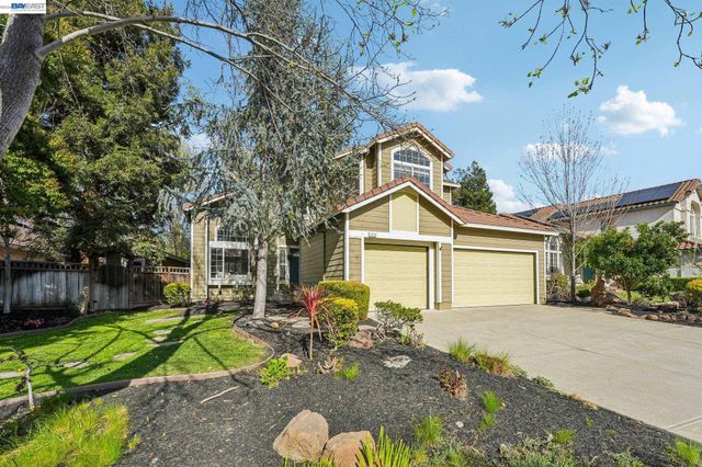 1042 Dana Cir, Livermore, CA 94550